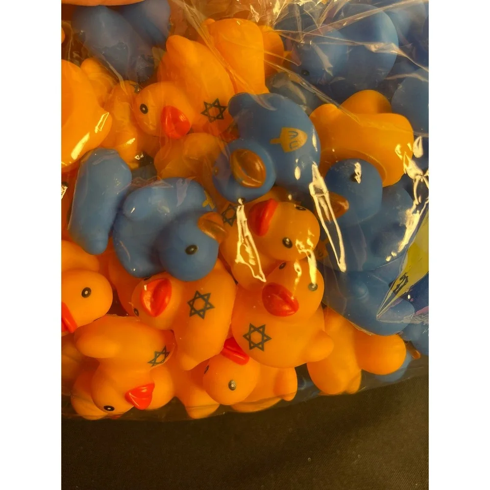 Deekin‎ Hanukkah Mini Ducks Delicate 120 Pcs Blue Yellow Star of David Bath Toys